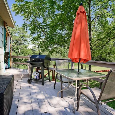 Sara'S Cottage Eureka Springs Exterior photo